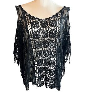 Mudd Black Crochet Mesh Lace Poncho Top Fringe Floral Lace Boho Short Sleeve